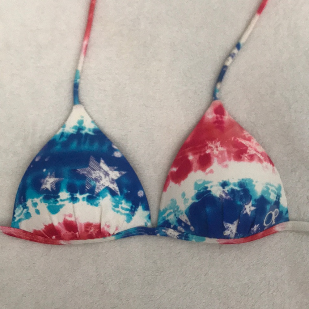 ❌DONATED❌✨3 for $10✨ American flag bikini top